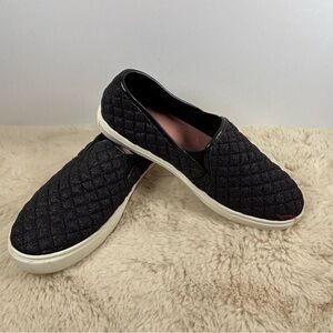 Wonder Nation‎ Black Quilted Glittering Sneakers